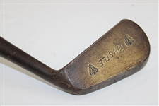 Vintage Thistle Line Face Mashie 