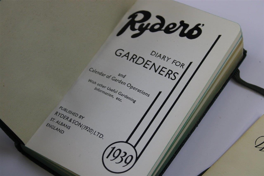 1939 Samuel Ryder And Son Diary For Gardeners With Compliments Card