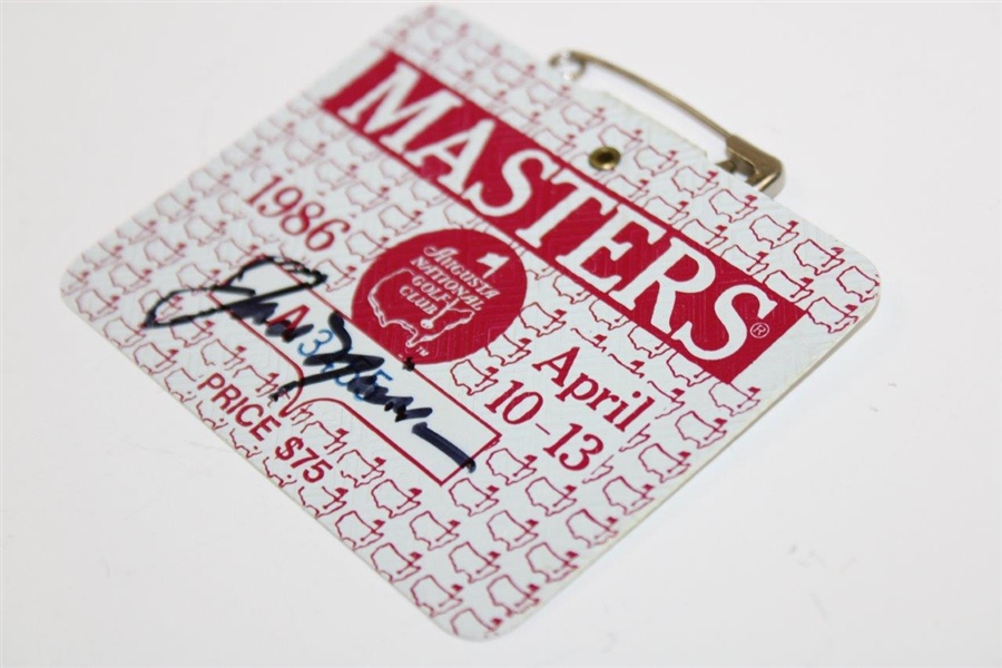 Jack Nicklaus Signed 1986 Masters SERIES Badge #A3455 JSA ALOA