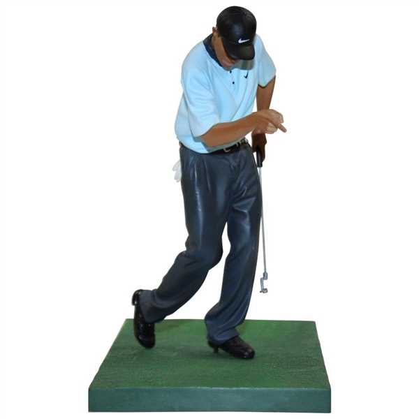 Tiger Woods Drains Putt 2008 Upper Deck Unique Display Figurine - Blue Shirt