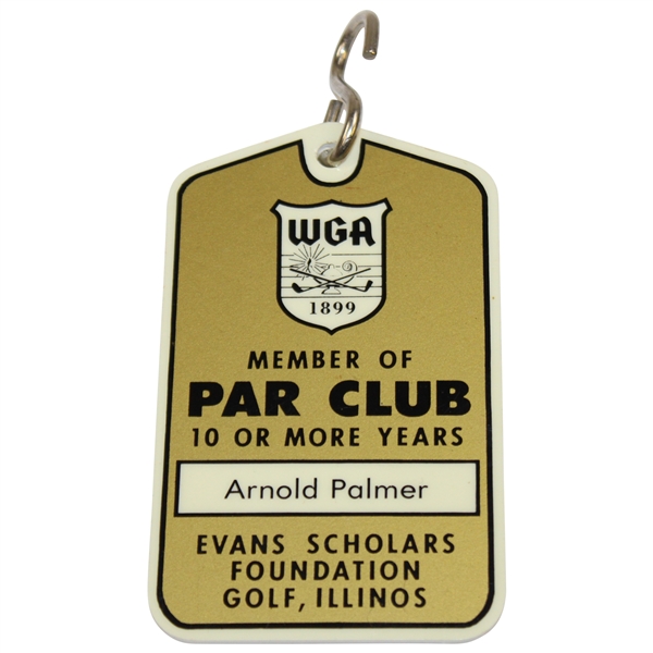 Arnold Palmers WGA Ten Years or More Par Club Member Golden Award Bag Tag