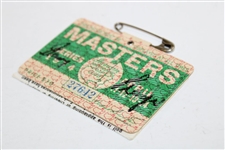 Gary Player Signed 1974 Masters Tournament SERIES Badge #27642 JSA ALOA
