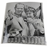 1964 AP Wire Photo Jack & Barbara Nicklaus with Stack of Prize Money