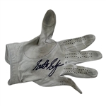 Champion Scottie Scheffler Signed Used 2024 Masters Monday Practice Rd Personal Nike Golf Glove