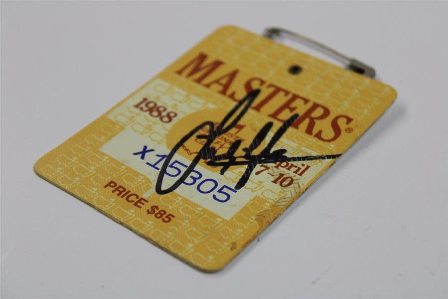 Sandy Lyle Signed 1988 Masters Tournament SERIES Badge #X15305 JSA ALOA