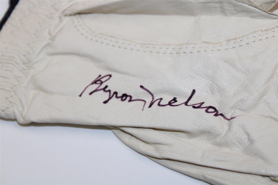 Byron Nelson Signed Left Handed Plus 1 Golf Glove JSA ALOA