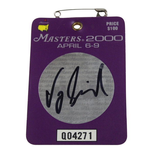 Vijay Singh Signed 2000 Masters SERIES Badge #Q04271 JSA #AQ58709