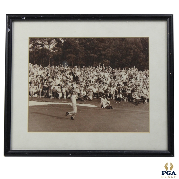 Arnold Palmer Driving - Framed Black And White Photo 