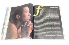 2000 Tiger Woods 'One Cool Cat' Sports Illustrated Sportsman of the Year Newsstand Magazine