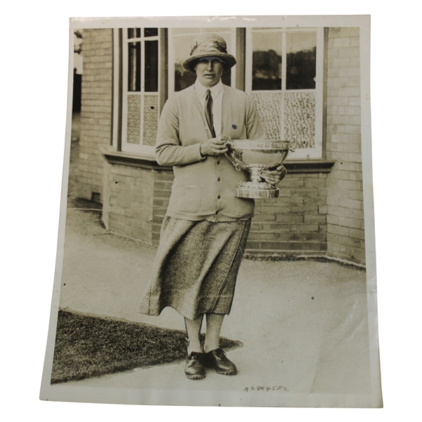 1923 Doris Chambers Winner of the Womens British Open with Trophy