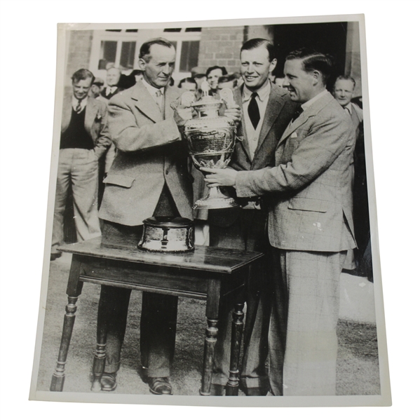 1939 British Amateur Champion Alex Kyle Receives Trophy During Presentation Photo