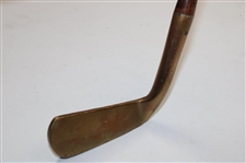 1900 D.S & Company – Trimount Series, Ladies Smooth Face, Gun Metal Blade Putter