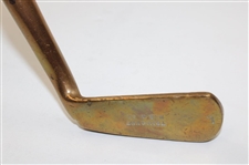 1900 D.S & Company – Trimount Series, Ladies Smooth Face, Gun Metal Blade Putter