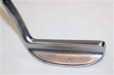The Wilson 8802 Putter - Wilson in Red