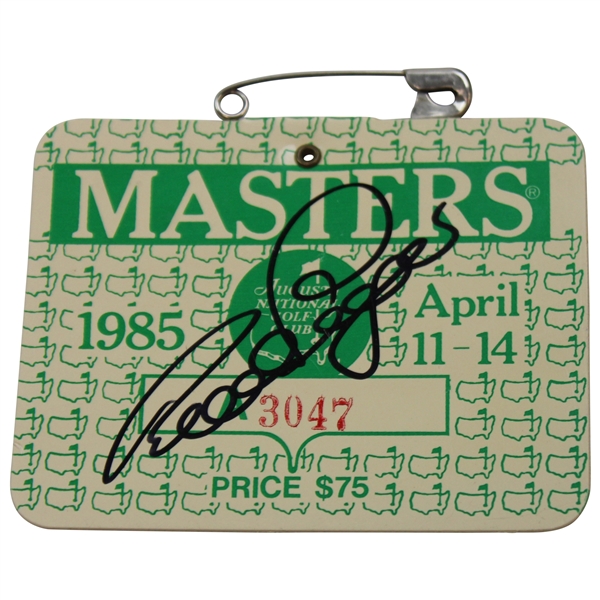 Bernhard Langer Signed 1985 Masters Tournament SERIES Badge #A3047 JSA ALOA