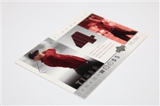 2001 Tiger Woods Upper Deck Tiger Slam 2001 Bay Hill Invitational Worn Red & Black Shirt Swatch Card 281/325