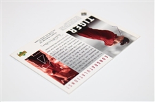 2001 Tiger Woods Upper Deck Tiger Slam 2001 Bay Hill Invitational Worn Red & Black Shirt Swatch Card 281/325