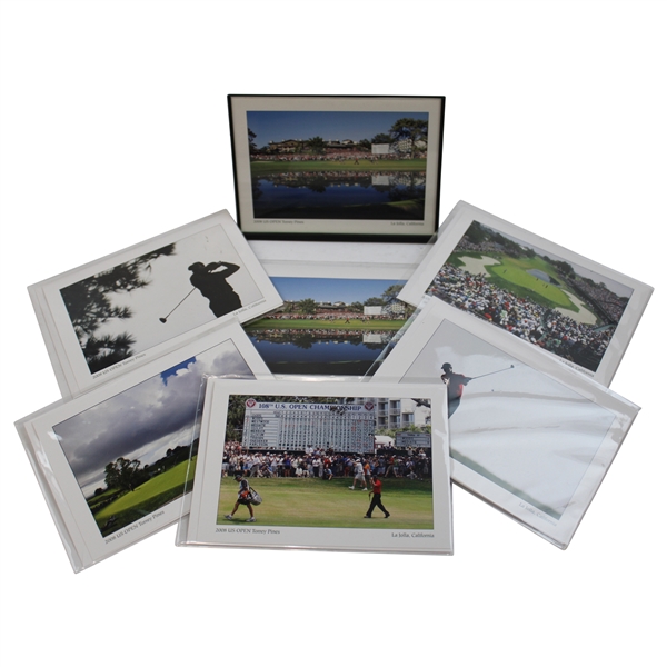 2008 US Open Tiger Woods Stroll up 18th Hole Picture in Holder w/Six (6) Sets of 2008 US Open Photo Cards