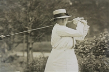 1917 Georgianna Bishop 'PGA Exhibition for WWI Relief' Photo