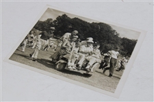 1953 Bob Hope 'Lazy Way on Fairway' Wide World Press Photo