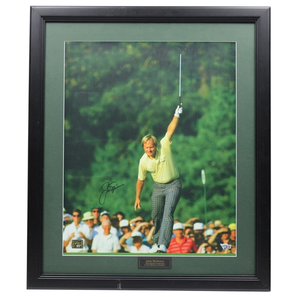 Jack Nicklaus Signed 1986 17th Green Putt 16x20 Photo JSA ALOA