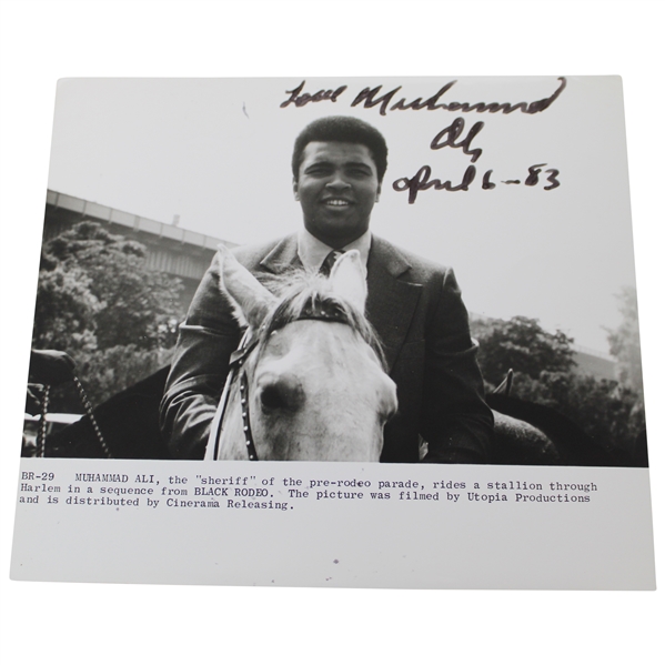 Muhammad Ali Signed 1983 Wire Photograph JSA #Z11865 COA
