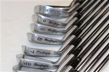 Jack Nicklaus 1981 MacGregor Ltd Ed Iron & Woods Set 1-5 #467 on Display - Mint Condition
