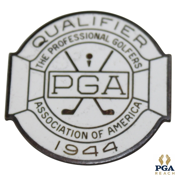 1944 PGA Championship at Manito G&CC Contestant Badge - Bob Hamilton Winner