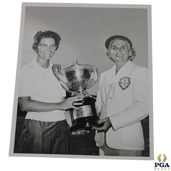 1960 Womens Trans-Miss. Golf Assoc. Championship at Kenwood CC Trophy Presentation Photo