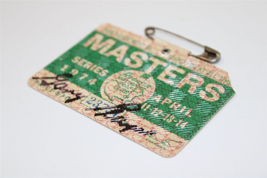 Gary Player Signed 1974 Masters Tournament SERIES Badge #23751 JSA ALOA