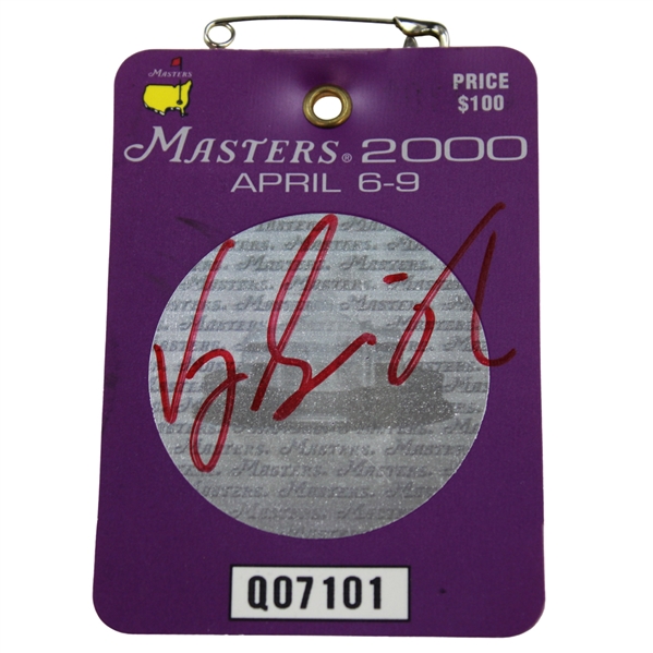 Vijay Singh Signed 2000 Masters Tournament SERIES Badge #Q07101 JSA ALOA