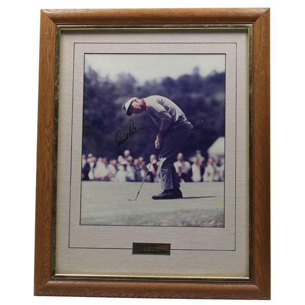 Arnold Palmer Signed Photo - Framed JSA ALOA
