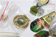 (2) 1996 JC Penney Classic Badges, Golf Pins & Ryder Cup Cards & More - Tiger Woods w/ Kelli Kuehne