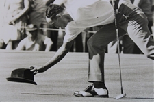 1969 Masters Chi Chi Rodriguez 12 x 8 Wire Photo