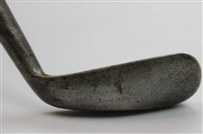 The Spalding Mussel Back Lofting Mashie