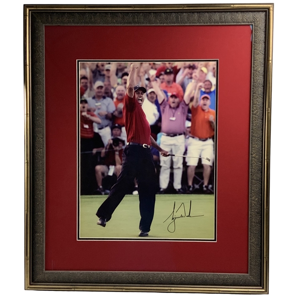 Tiger Woods Signed Ron Watts 16x20 Winning Putt 2005 Masters Color Photo - Deluxe Framed JSA ALOA