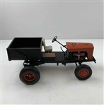 Arnold Palmer Signed 1:12 Scale Classic Pennzoil Golf Course Tractor JSA#CM93114 